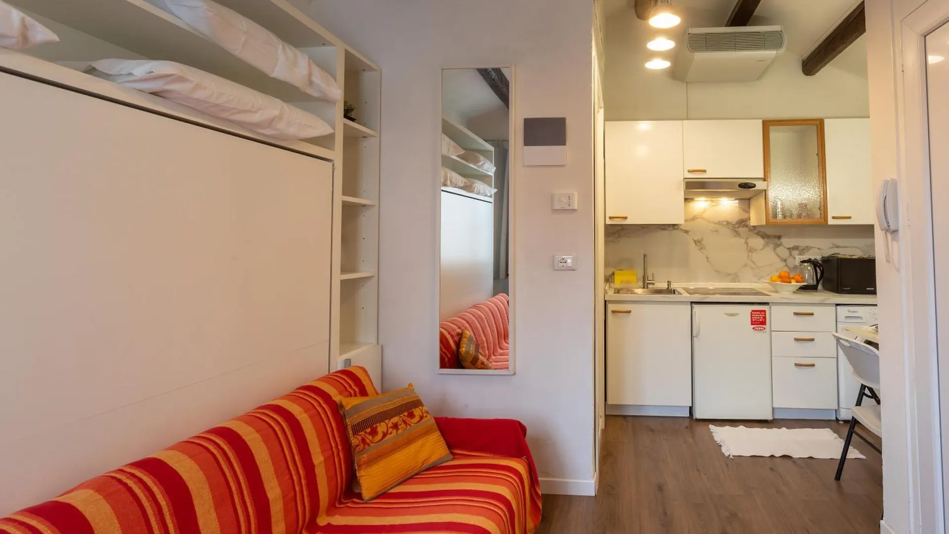 Casa Loredana Βενετία 0*,  Ιταλία